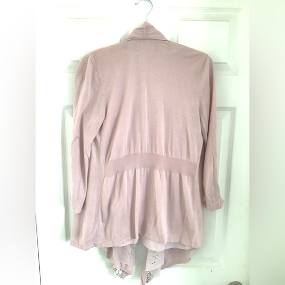 White House Black market 2 ps sweater set . - Picture 9 of 16